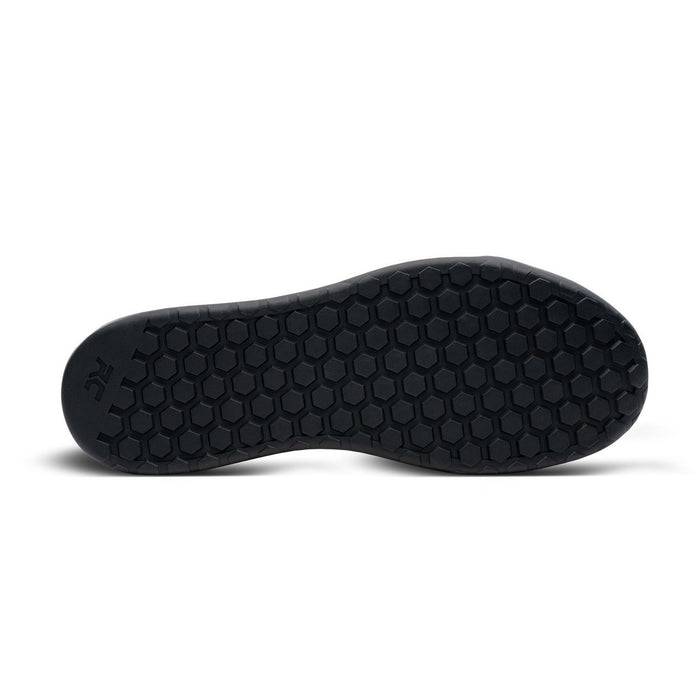 2022 | Men's Livewire Flat Shoes