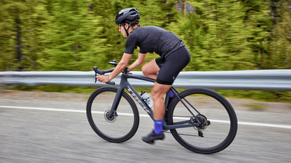 Bontrager R3 Hard-Case Lite TLR Road Tire