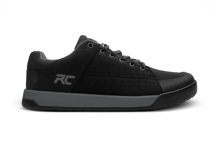 Men's Livewire Flat Shoes