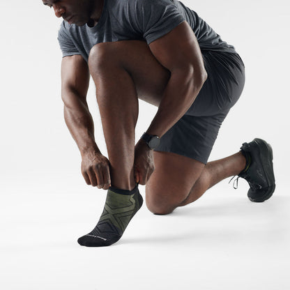 Run Low Ankle Socks - Hero